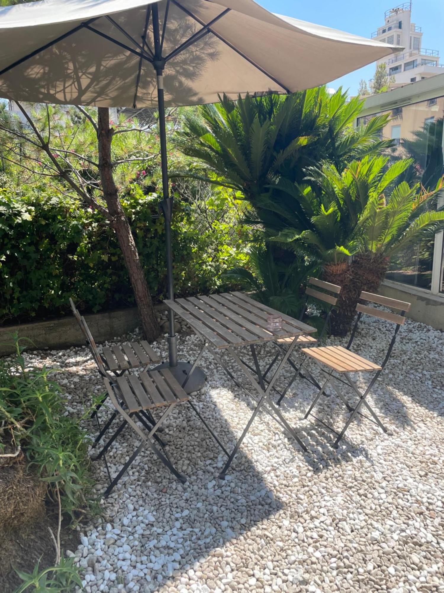 Апартаменты Cozy House With Parking And Garden Ницца Экстерьер фото